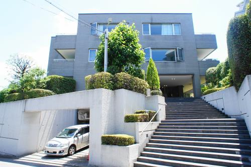 Exterior of Oyama Park Hills