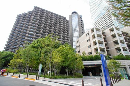 Exterior of Roppongi First Plaza