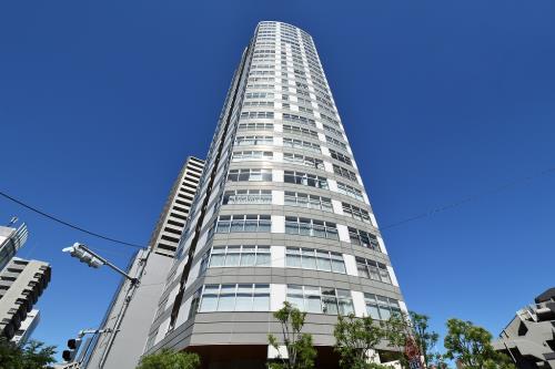 Exterior of MAJES TOWER ROPPONGI