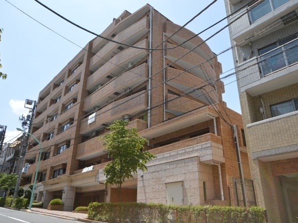 Exterior of Lion's Mansion Hiroo-minami