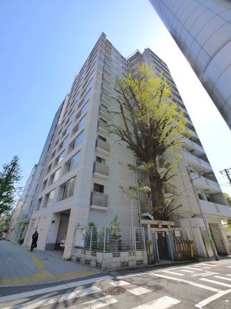 Exterior of Catherina Yoyogi Place