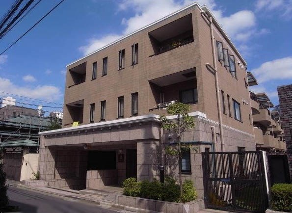 Exterior of Pal Royal Alef Akasaka