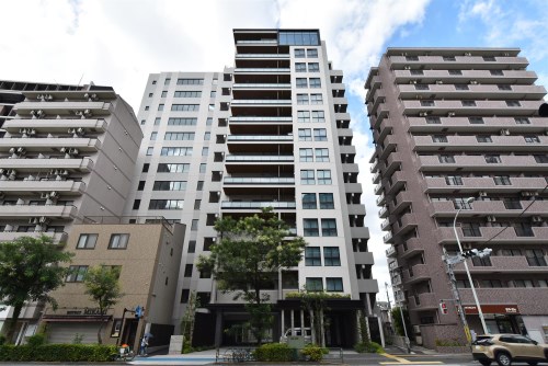 Exterior of Proud Nakameguro