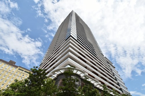 Exterior of Park Court Hamarikyu The Tower